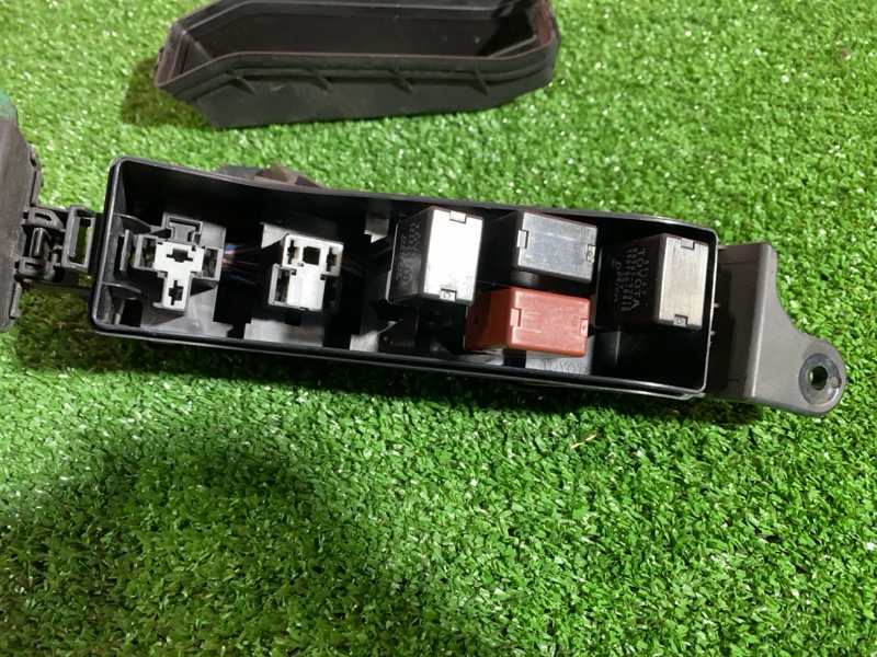 Блок реле и предохранителей, 500 рублей, Солонцы