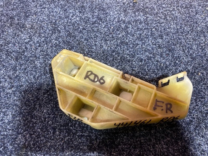 Кронштейн бампера, 600 рублей, Солонцы