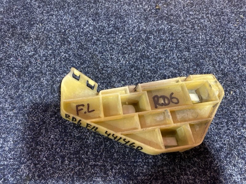 Кронштейн бампера, 600 рублей, Солонцы