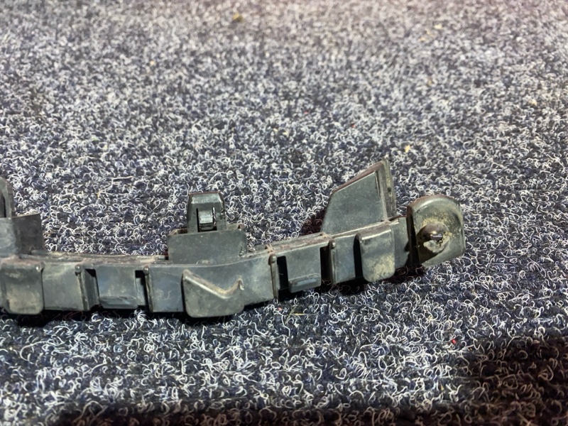 Кронштейн бампера, 1300 рублей, Солонцы