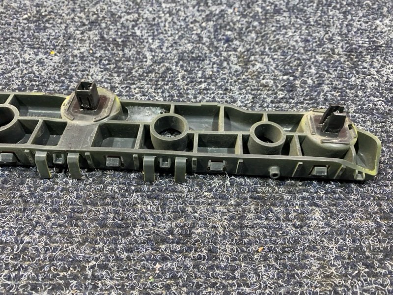 Кронштейн бампера, 2400 рублей, Солонцы