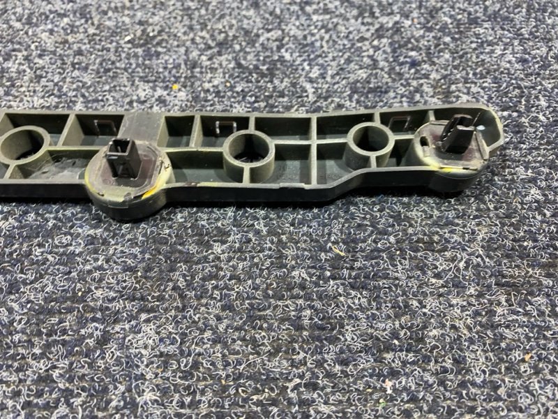 Кронштейн бампера, 2400 рублей, Солонцы