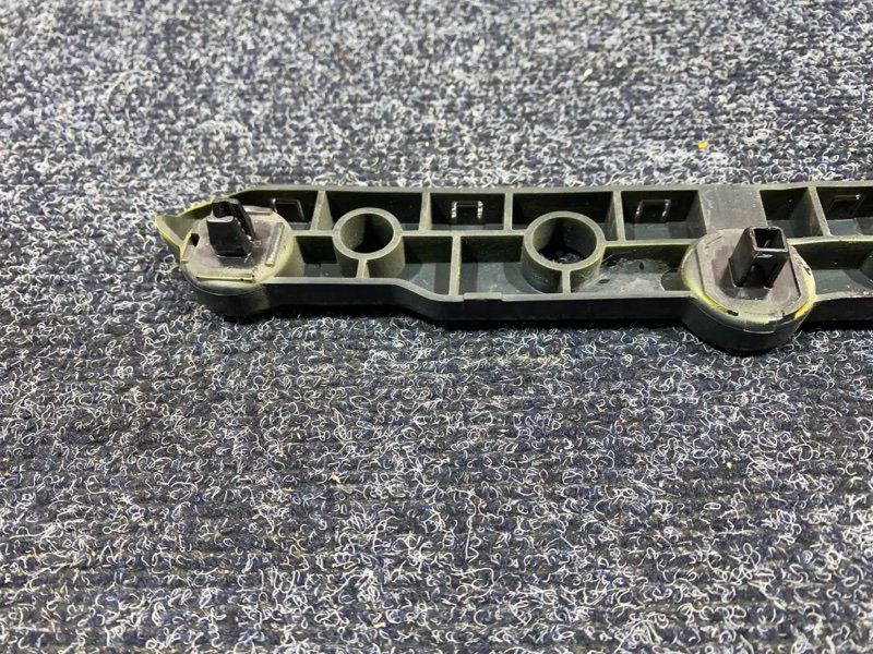 Кронштейн бампера, 2400 рублей, Солонцы