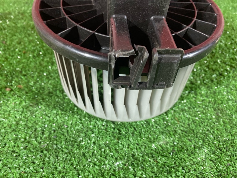 Вентилятор (Мотор отопителя), 1000 рублей, Солонцы