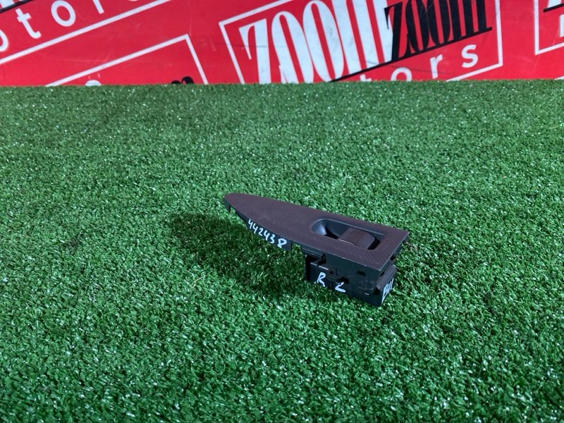 Кнопка управления стеклоподъёмником, 300 рублей, Солонцы