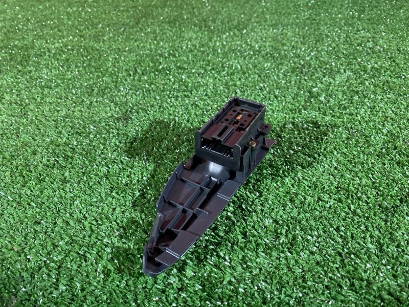 Кнопка управления стеклоподъёмником, 300 рублей, Солонцы