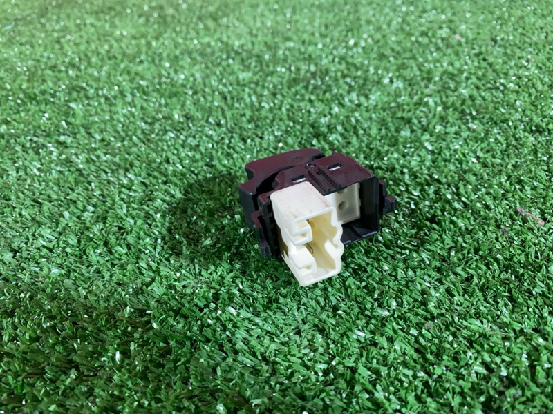 Кнопка управления стеклоподъёмником, 500 рублей, Солонцы