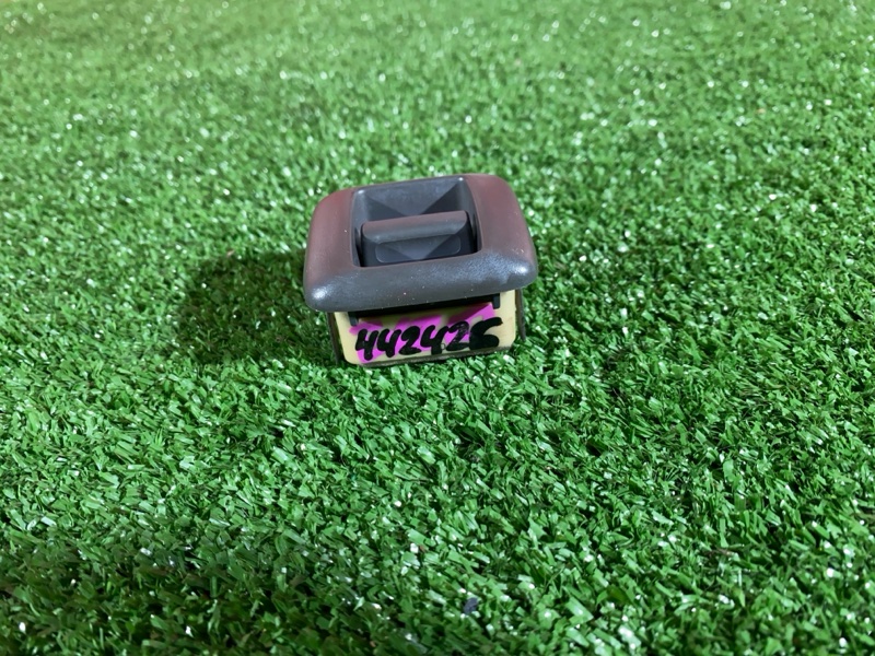 Кнопка управления стеклоподъёмником, 500 рублей, Солонцы