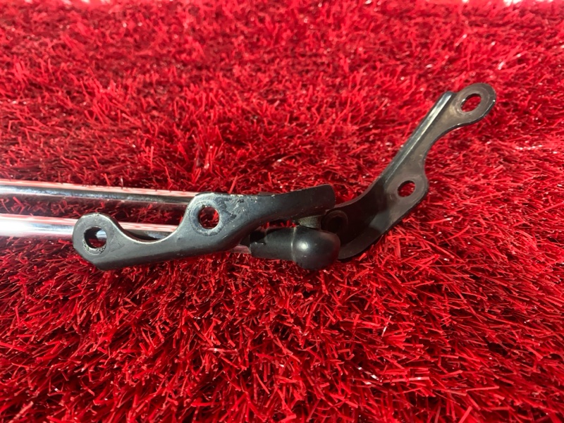 Амортизатор багажника, 1500 рублей, Солонцы