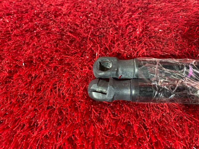 Амортизатор багажника, 1500 рублей, Солонцы