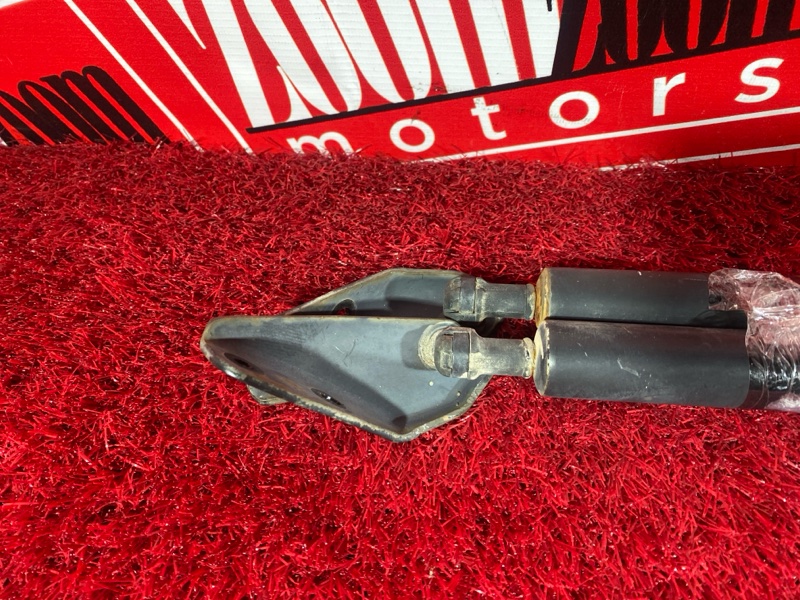 Амортизатор багажника, 1900 рублей, Солонцы