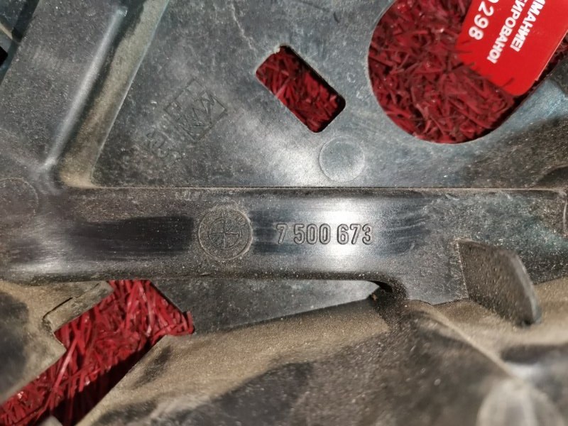 Кронштейн впускного коллектора, 300 рублей, Солонцы