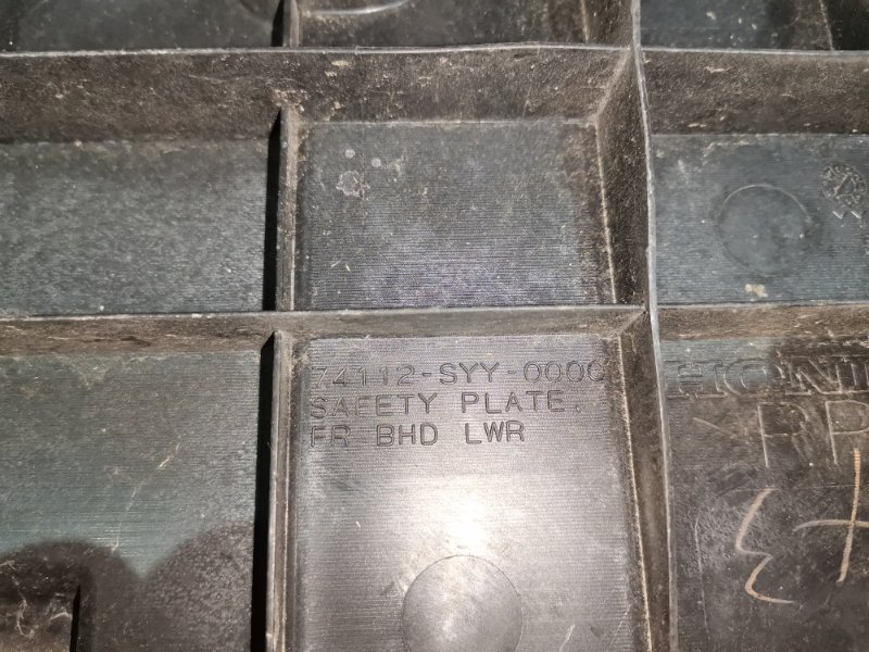 Защита бампера, 700 рублей, Красноярск