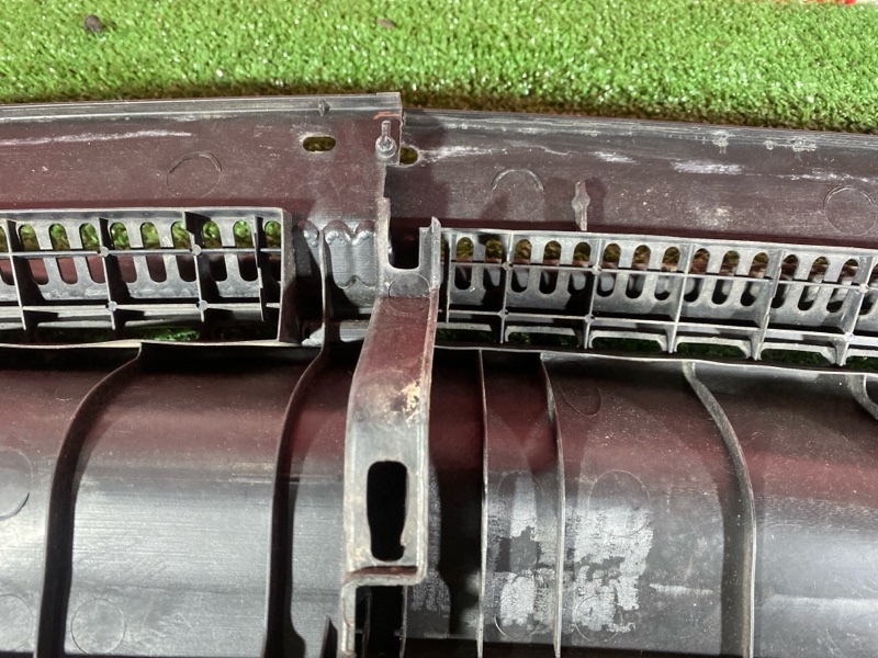 Решетка под лобовое стекло, 1000 рублей, Солонцы