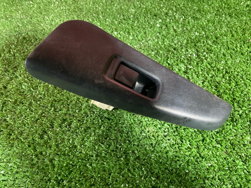 Кнопка управления стеклоподъёмником, 500 рублей, Солонцы