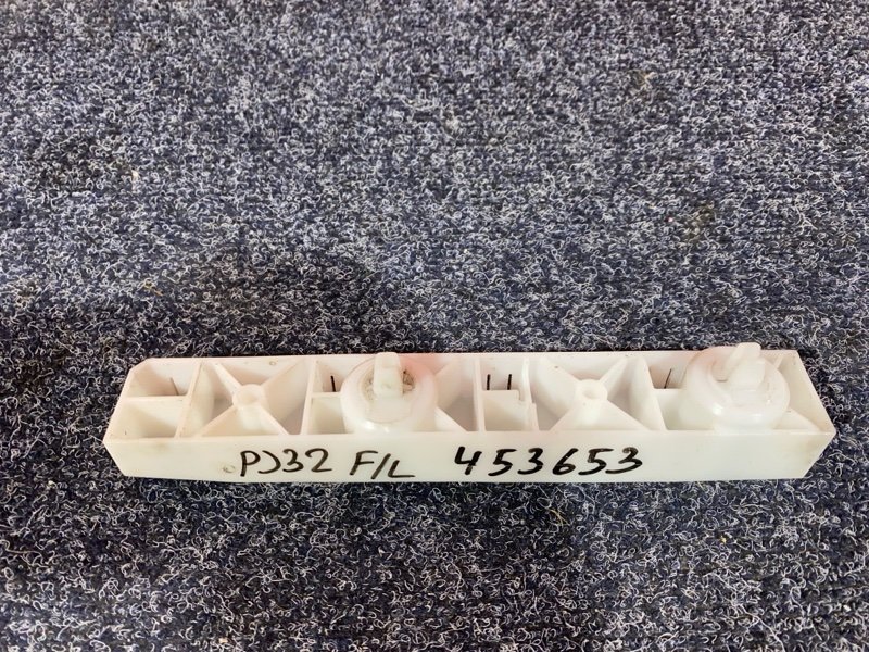 Кронштейн бампера, 500 рублей, Солонцы