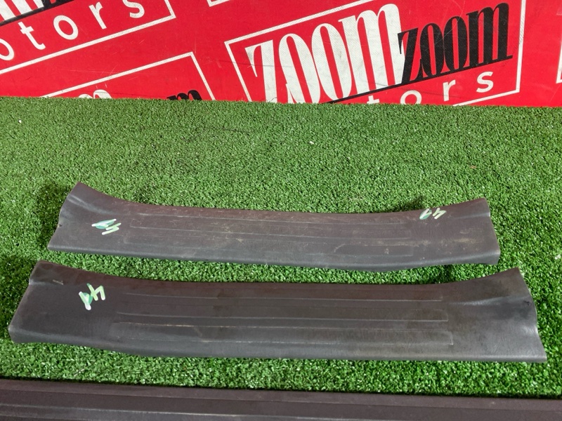 Накладка на порог салона, 3800 рублей, Солонцы