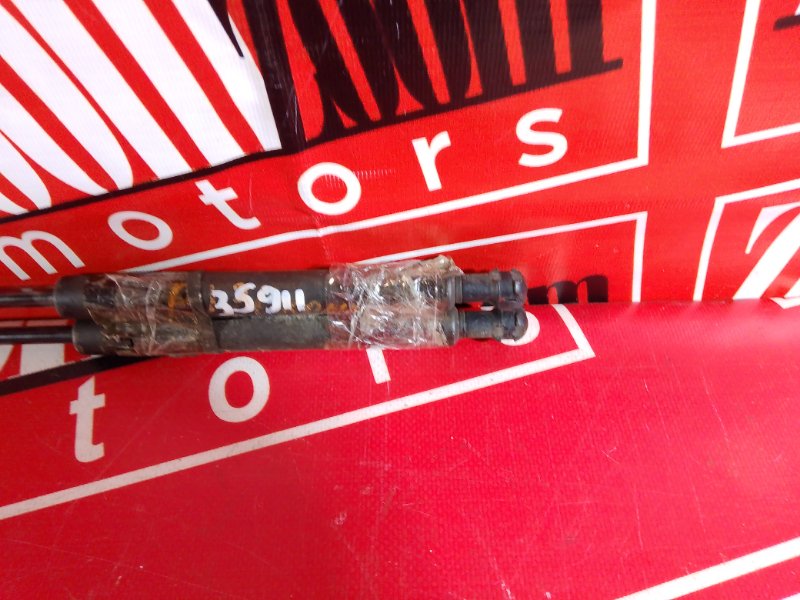 Амортизатор багажника, 1900 рублей, Красноярск