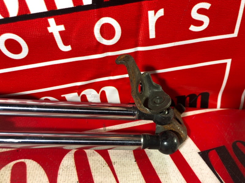 Амортизатор капота, 1500 рублей, Красноярск