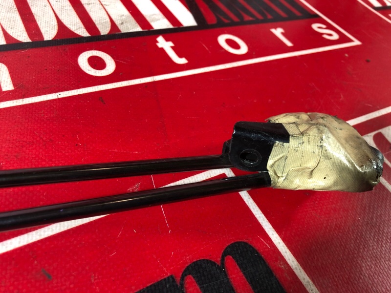 Амортизатор багажника, 700 рублей, Красноярск