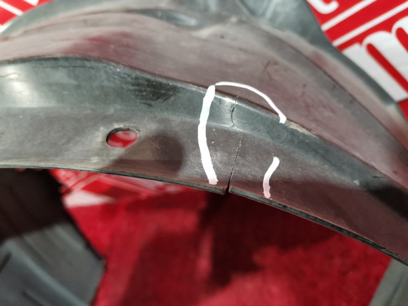 Подкрылок, 6000 рублей, Красноярск