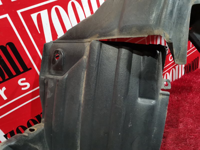 Подкрылок, 2000 рублей, Красноярск