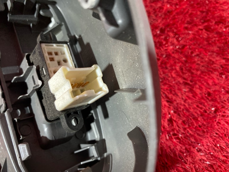 Кнопка управления стеклоподъёмником, 1900 рублей, Солонцы