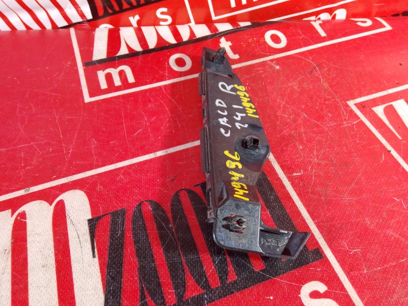 Кронштейн бампера, 700 рублей, Красноярск