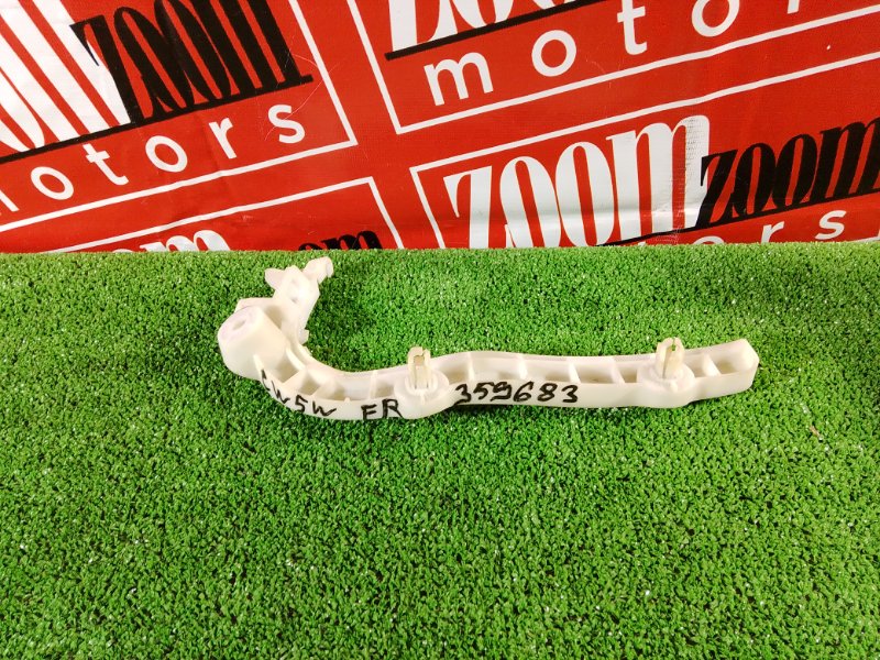 Кронштейн бампера, 700 рублей, Красноярск