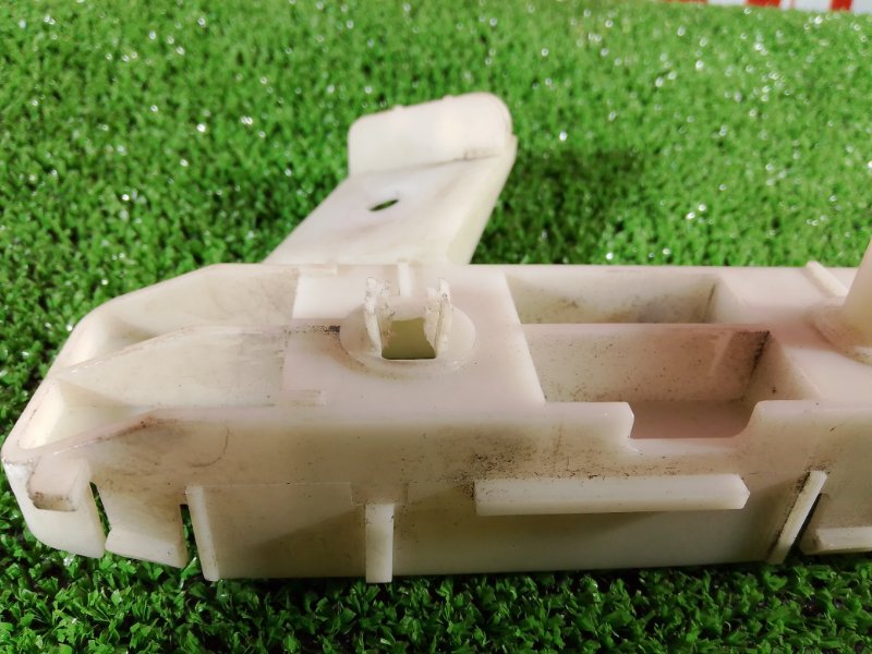 Кронштейн бампера, 500 рублей, Красноярск