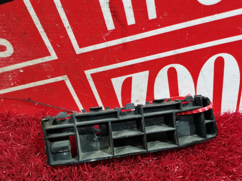 Кронштейн бампера, 900 рублей, Красноярск