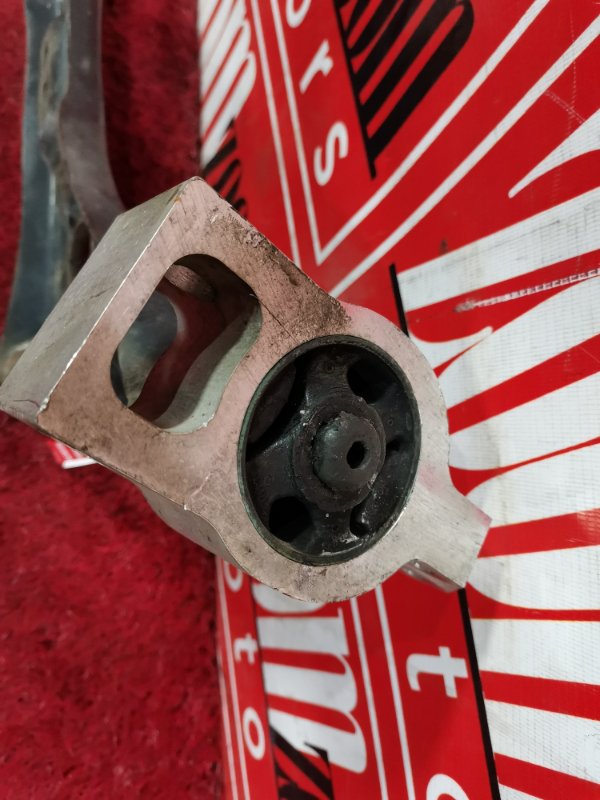 Рычаг подвески нижний, 2000 рублей, Солонцы