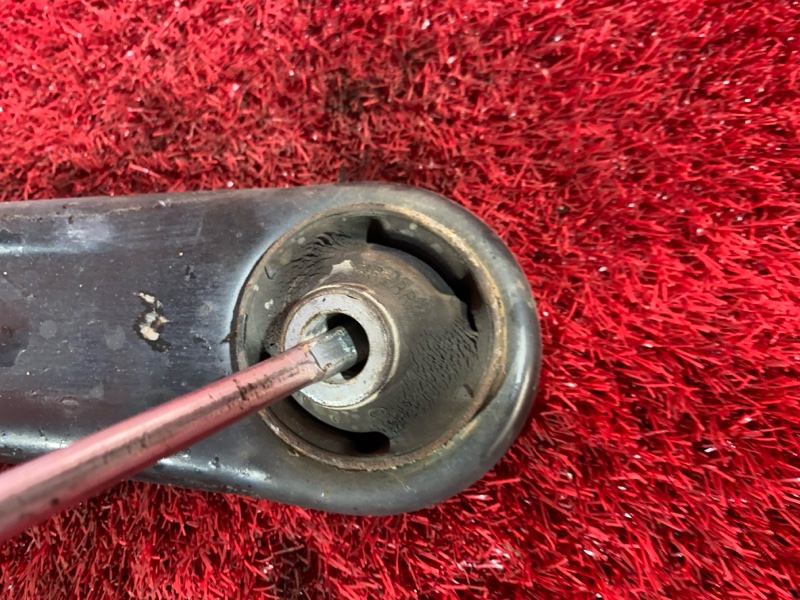 Рычаг подвески нижний, 1900 рублей, Солонцы