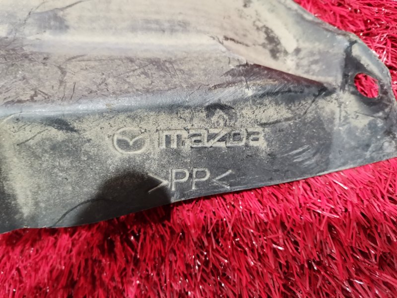 Подкрылок, 2000 рублей, Красноярск