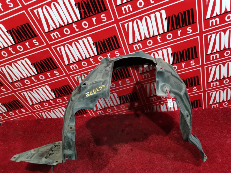 Подкрылок, 2700 рублей, Красноярск