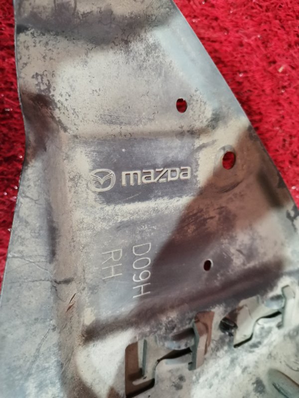 Подкрылок, 2700 рублей, Красноярск