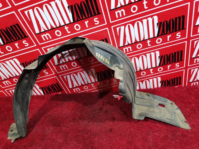 Подкрылок, 1500 рублей, Красноярск