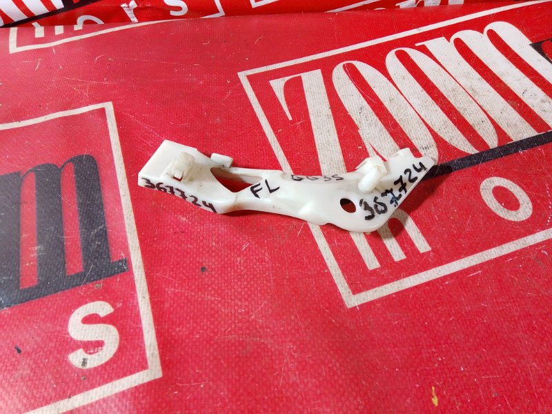 Кронштейн бампера, 500 рублей, Красноярск