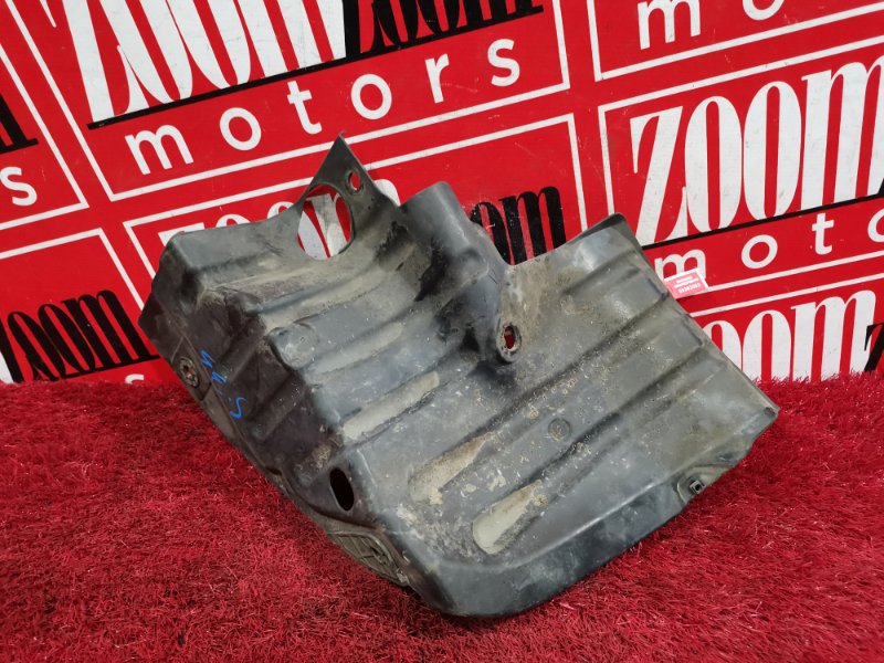 Подкрылок, 700 рублей, Красноярск