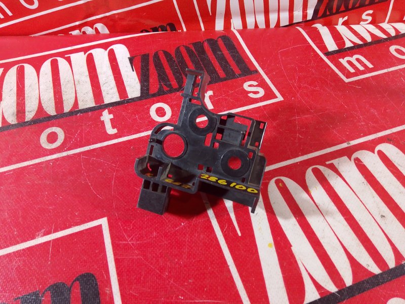 Крепление решетки радиатора, 500 рублей, Красноярск