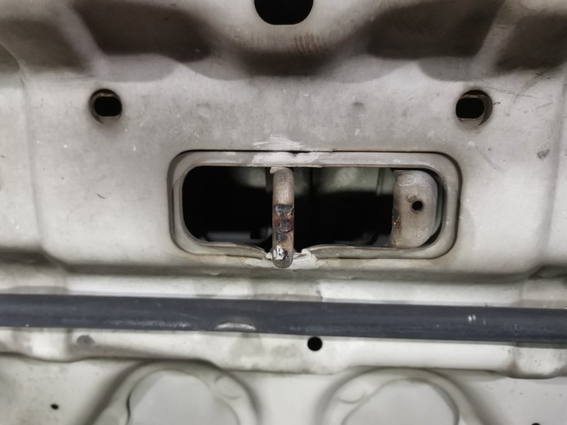 Капот, 3800 рублей, Красноярск