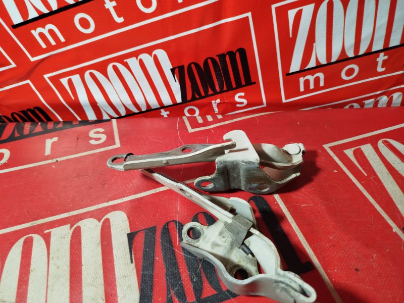 Петля (Шарнир капота), 600 рублей, Красноярск