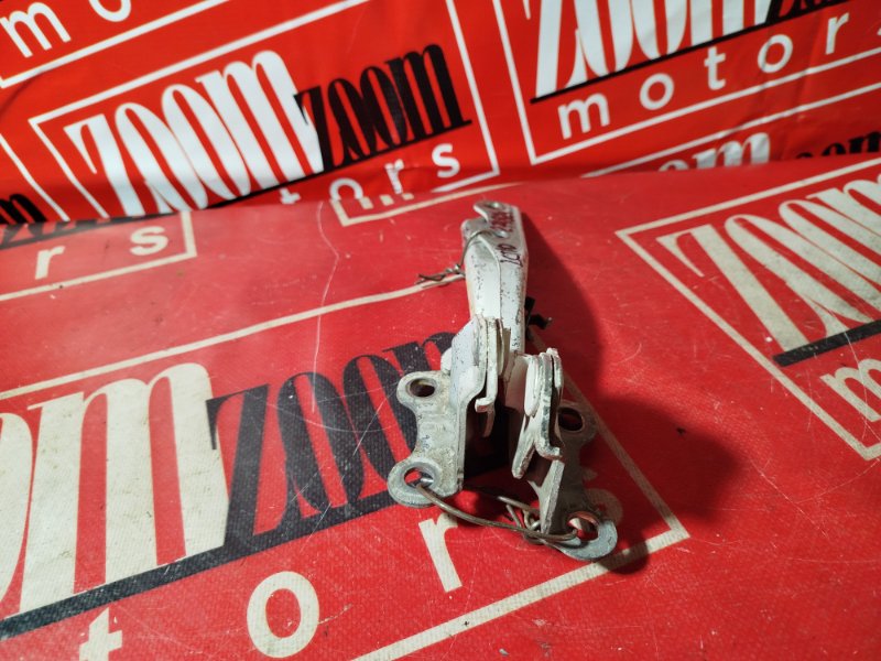 Петля (Шарнир капота), 800 рублей, Красноярск