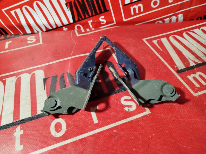 Петля (Шарнир капота), 800 рублей, Красноярск