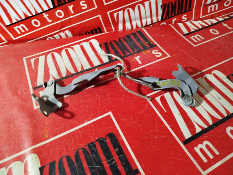 Петля (Шарнир капота), 700 рублей, Красноярск