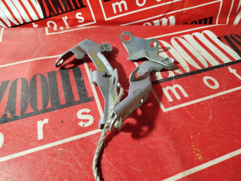 Петля (Шарнир капота), 700 рублей, Красноярск