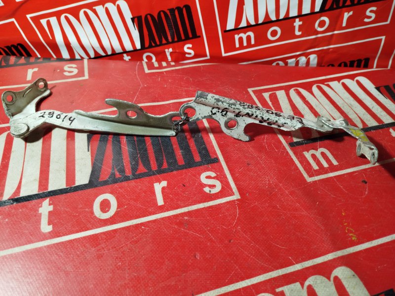 Петля (Шарнир капота), 1000 рублей, Красноярск