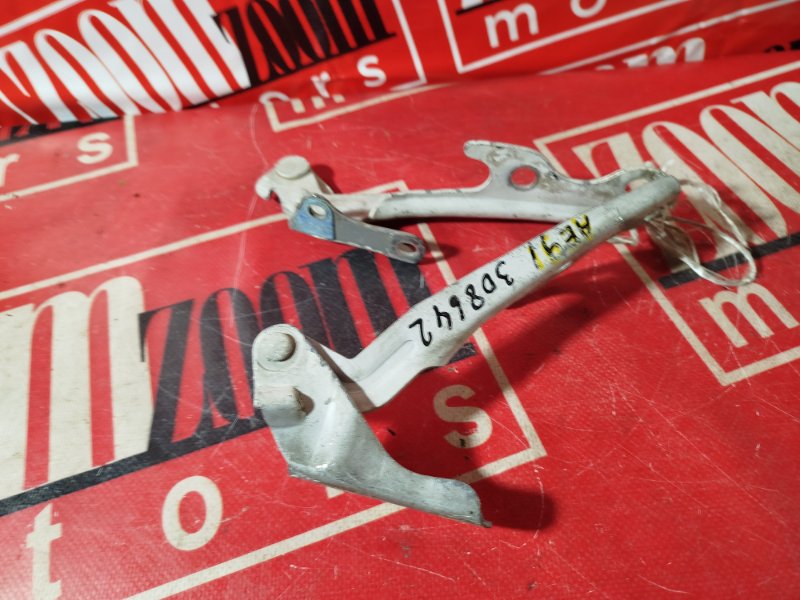 Петля (Шарнир капота), 1000 рублей, Красноярск