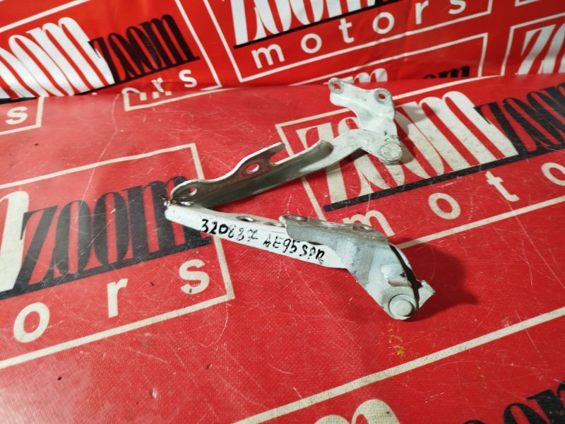 Петля (Шарнир капота), 1000 рублей, Красноярск