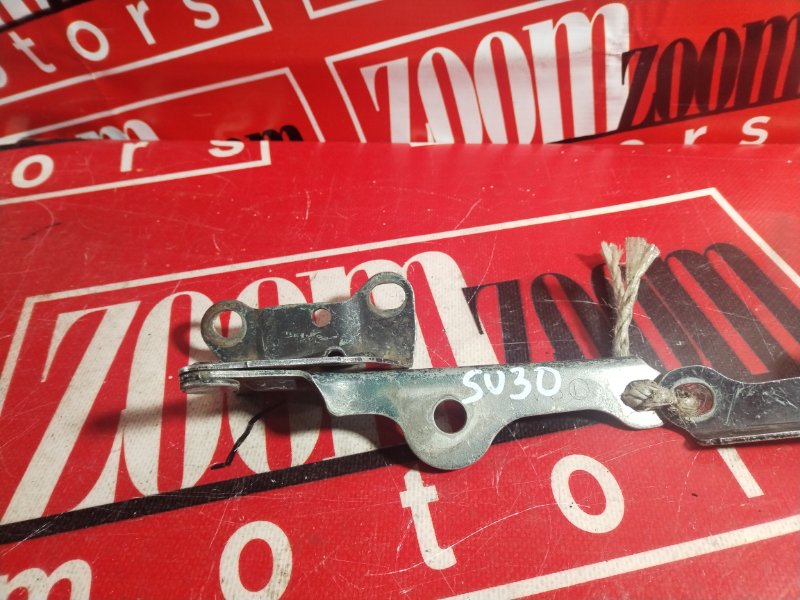 Петля (Шарнир капота), 1000 рублей, Красноярск